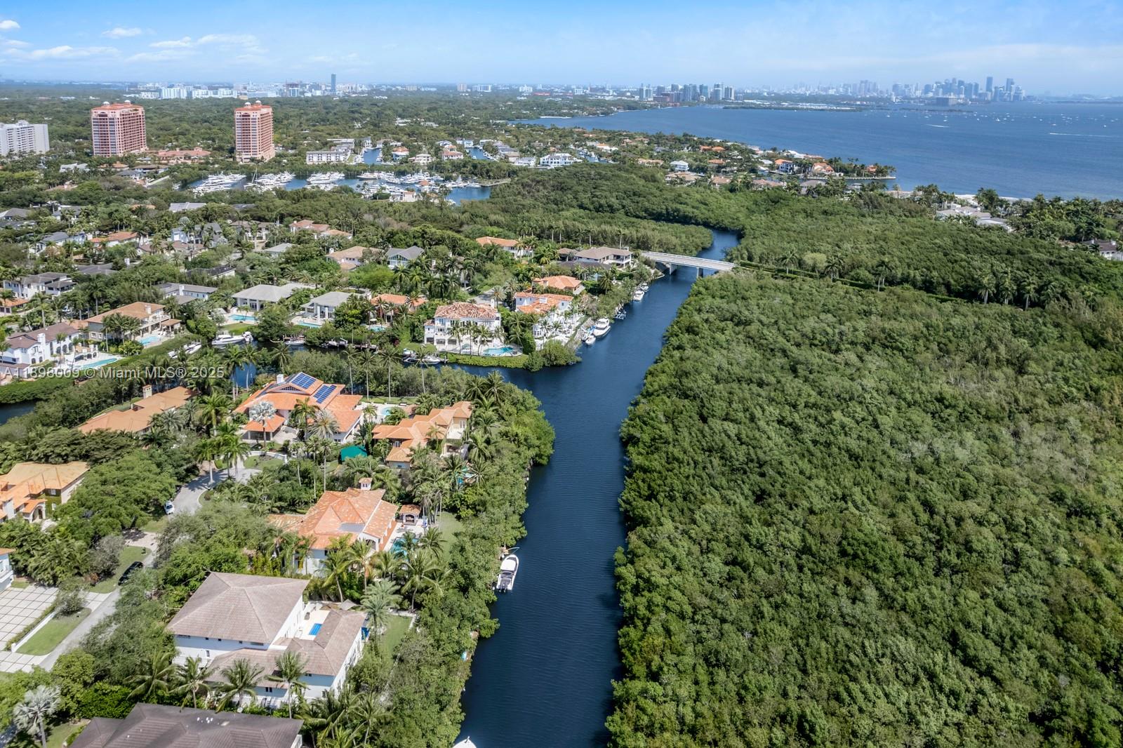 112 Paloma Dr Coral Gables, FL 33143 112 Paloma Dr Coral Gables, FL 33143