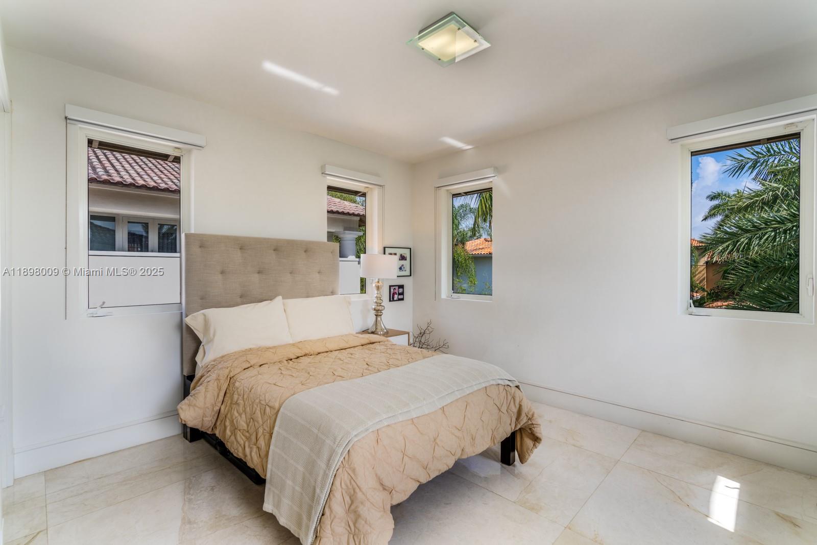 112 Paloma Dr Coral Gables, FL 33143 112 Paloma Dr Coral Gables, FL 33143