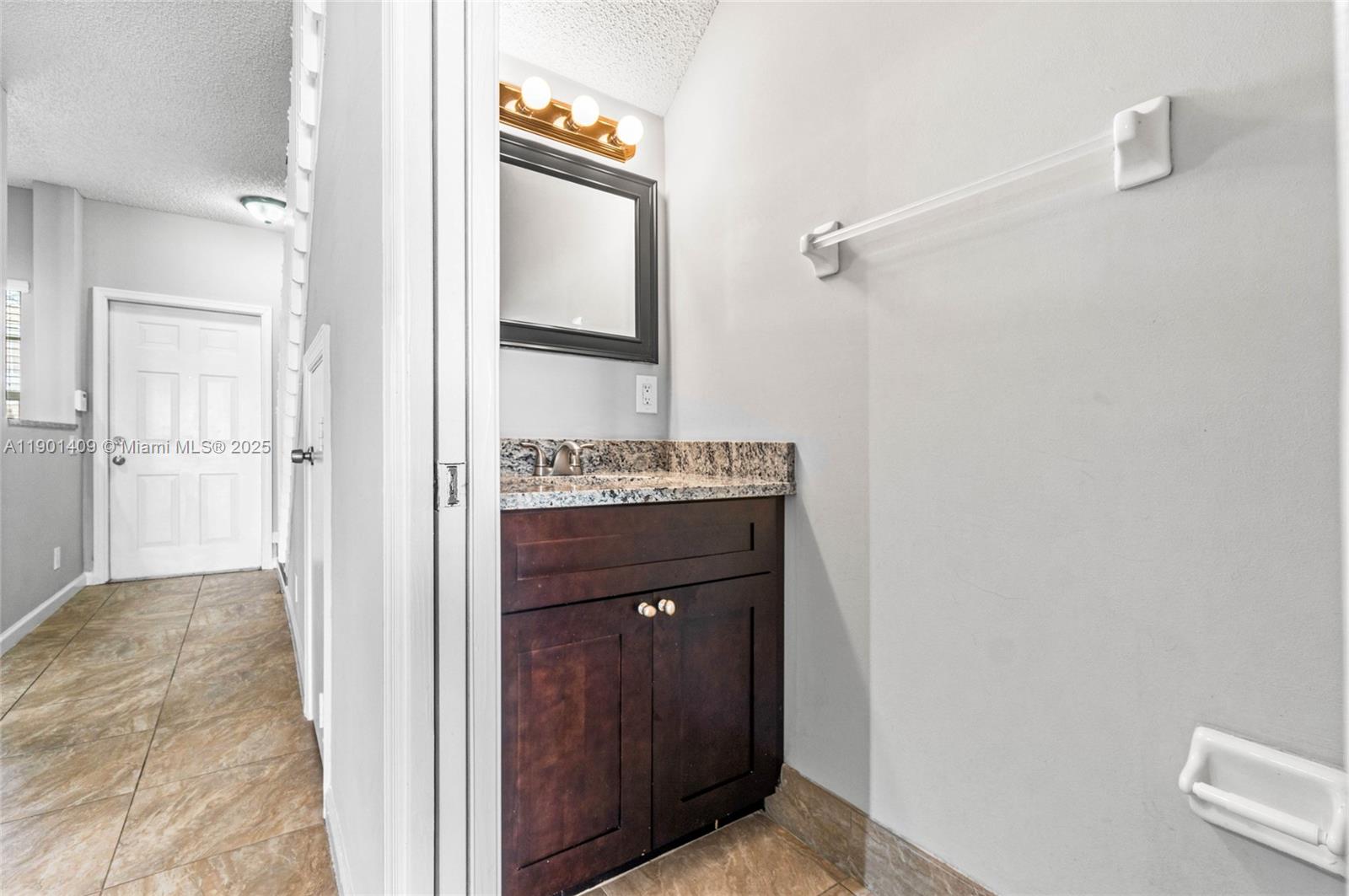 4990 Palmbrooke Cir #N/A West Palm Beach, FL 33417