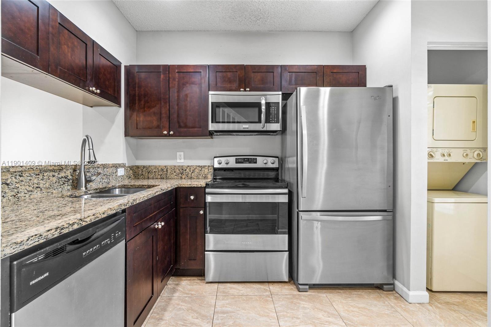 4990 Palmbrooke Cir #N/A West Palm Beach, FL 33417