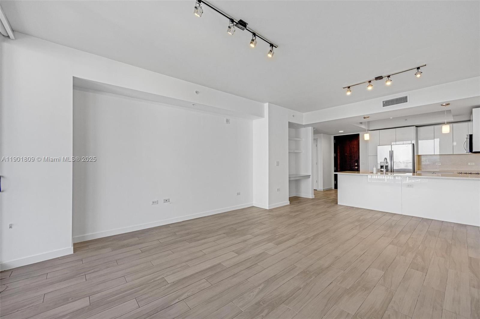 image Nine At Mary Brickell Vil9