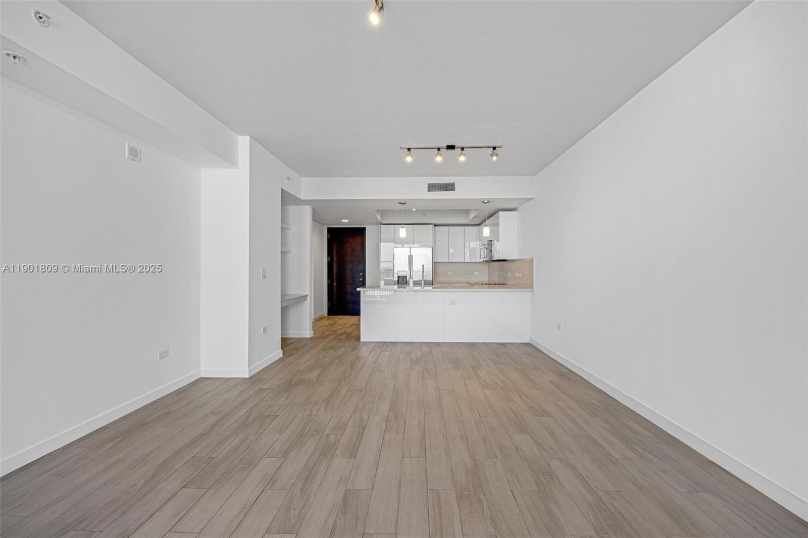 image Nine At Mary Brickell Vil10