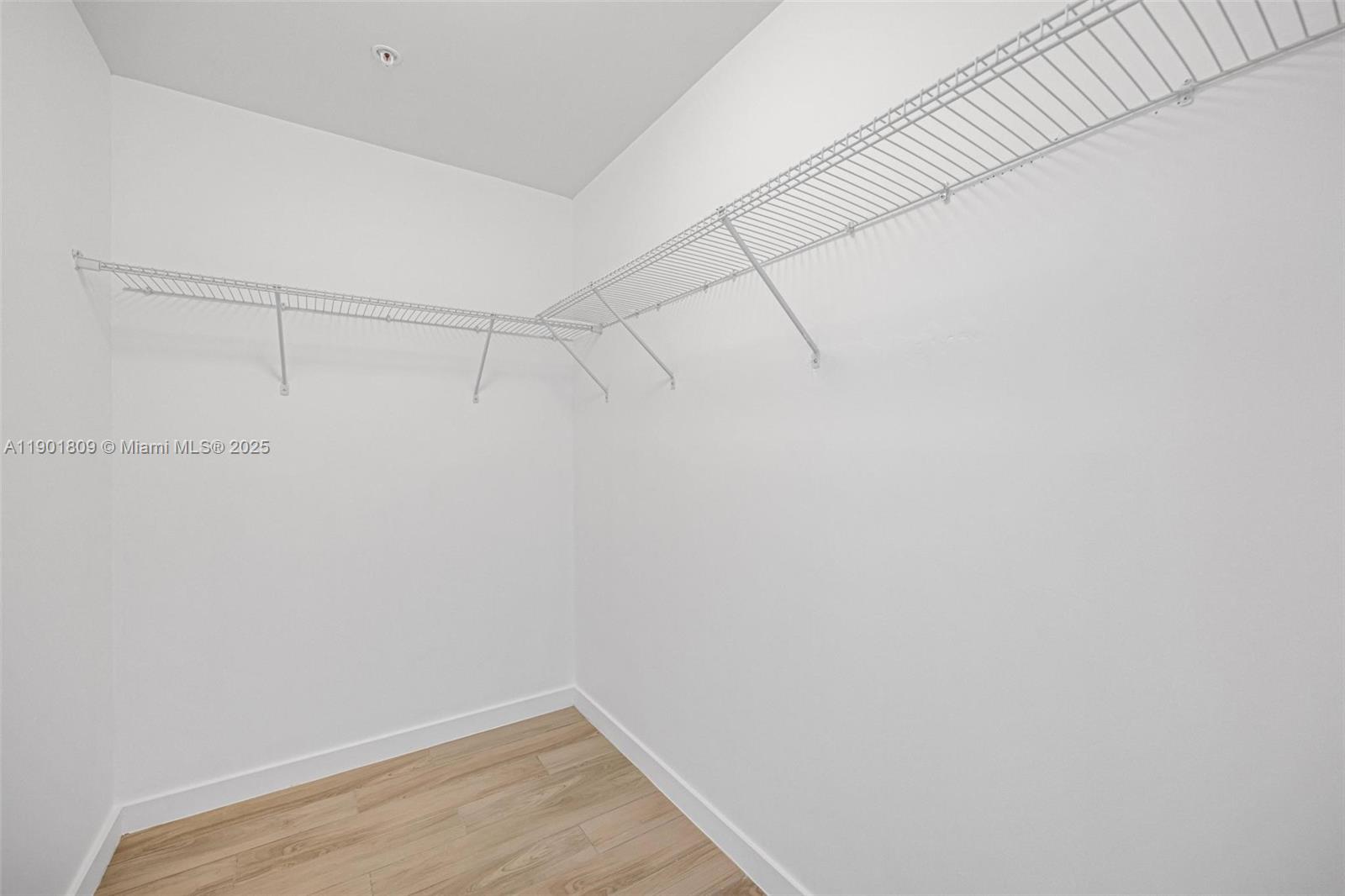 image Nine At Mary Brickell Vil16