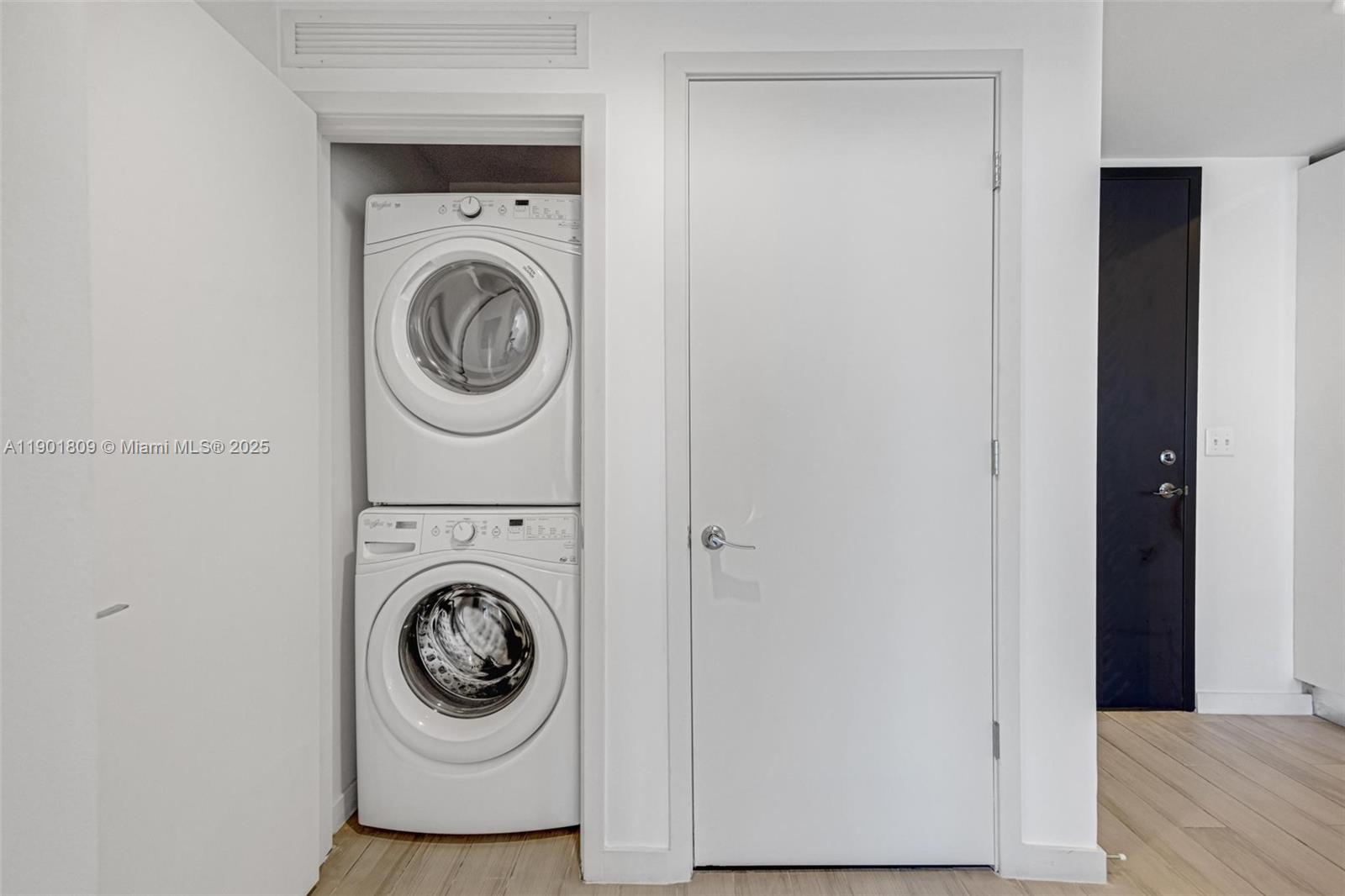 image Nine At Mary Brickell Vil20