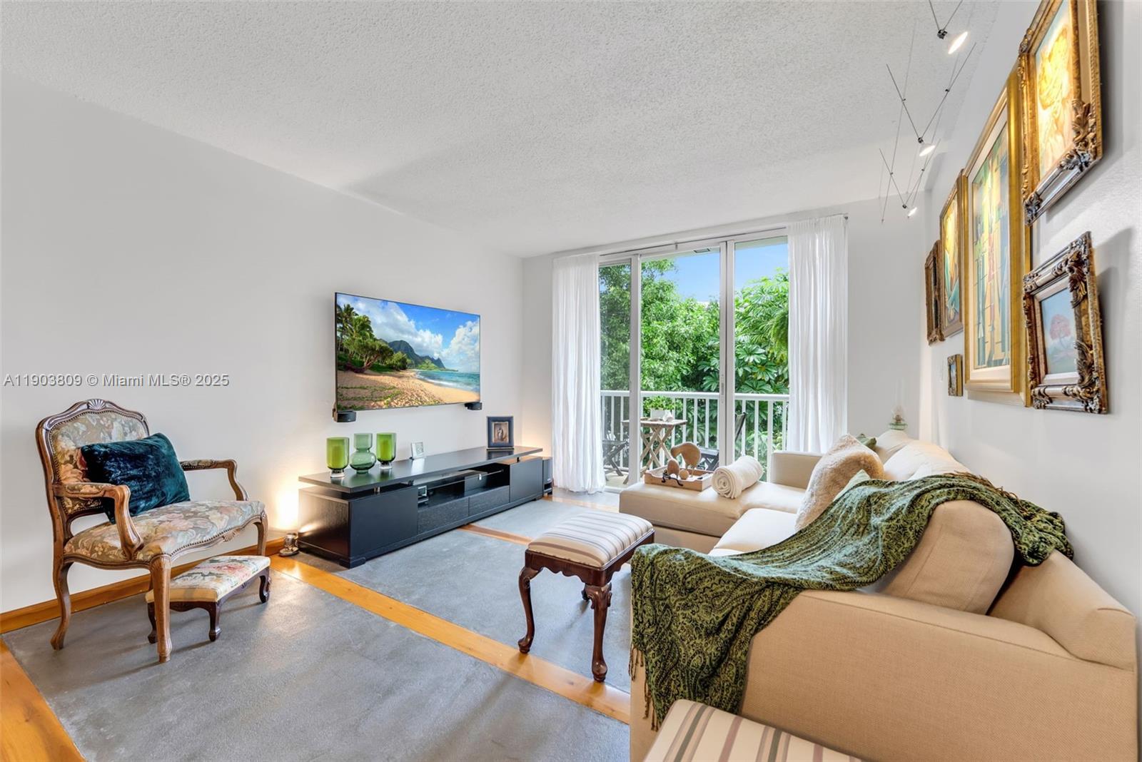 3661 SW 9th Ter #207