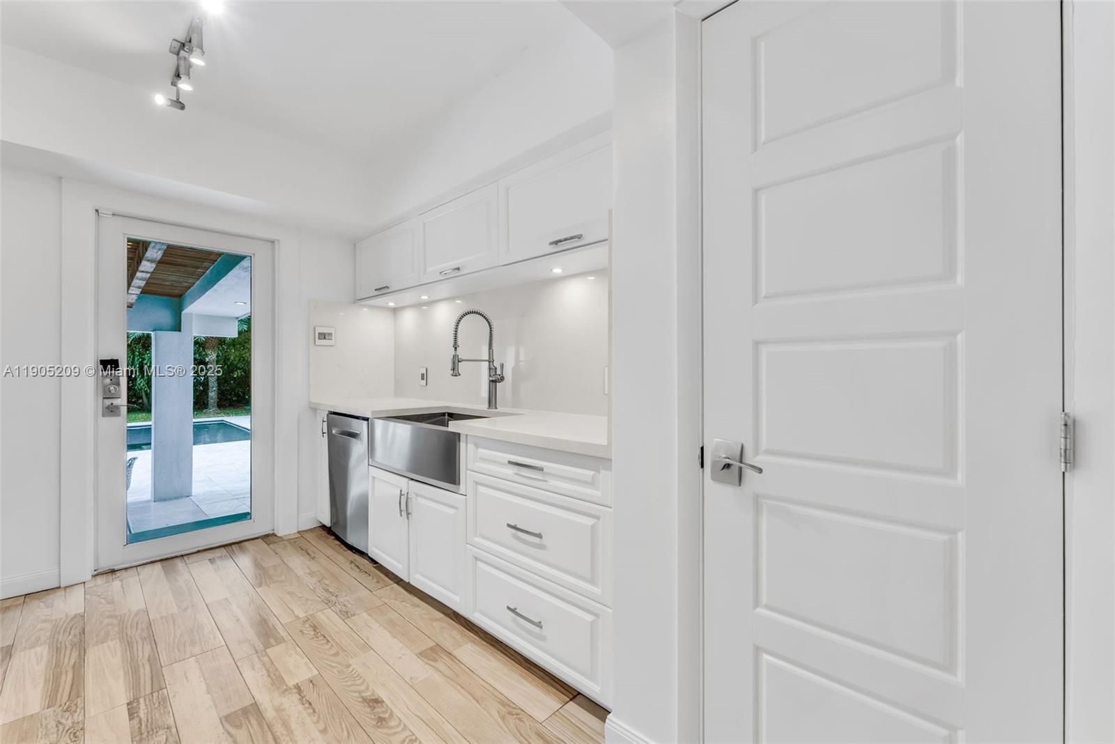 971 NE 116th St Biscayne Park, FL 33161