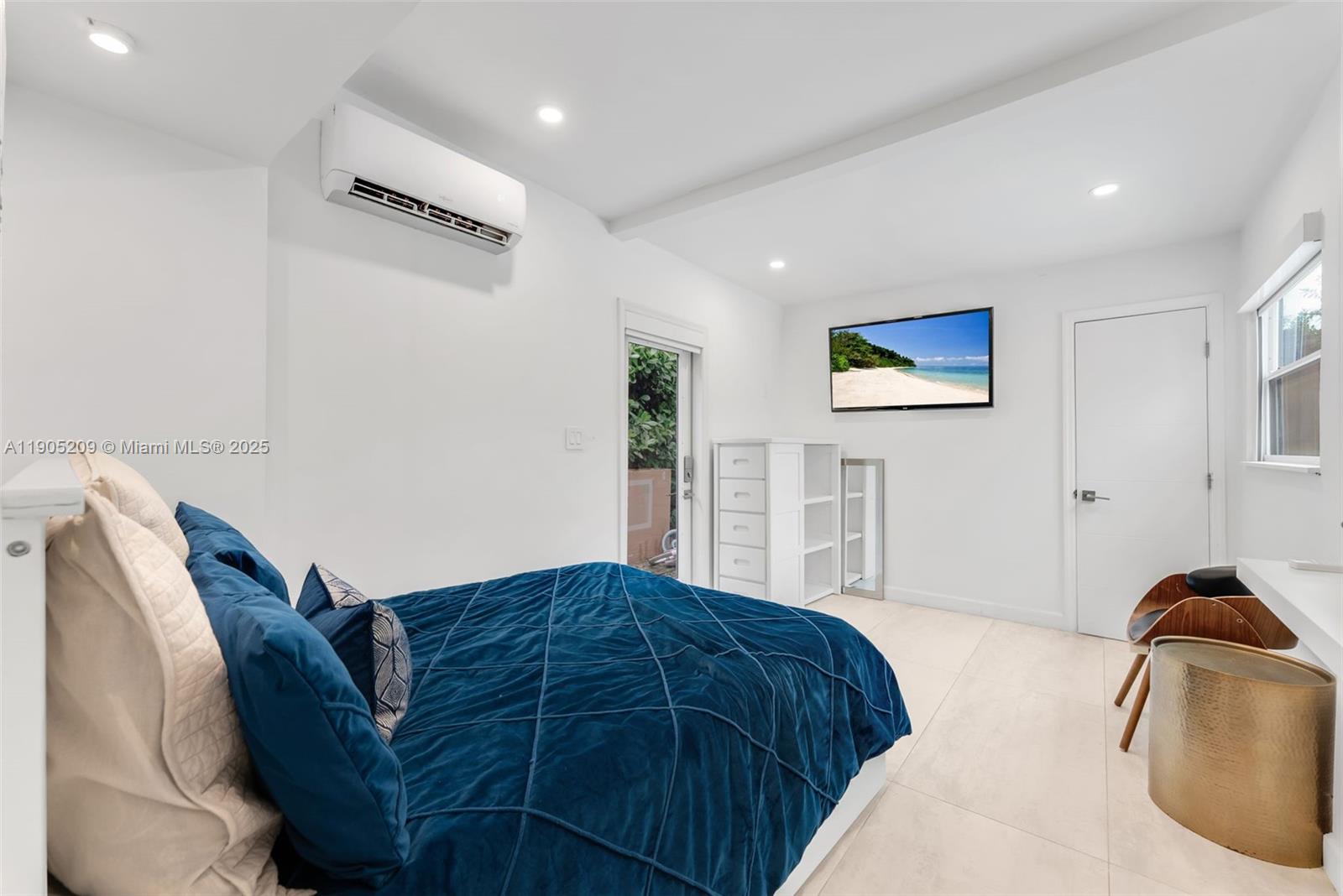 971 NE 116th St Biscayne Park, FL 33161