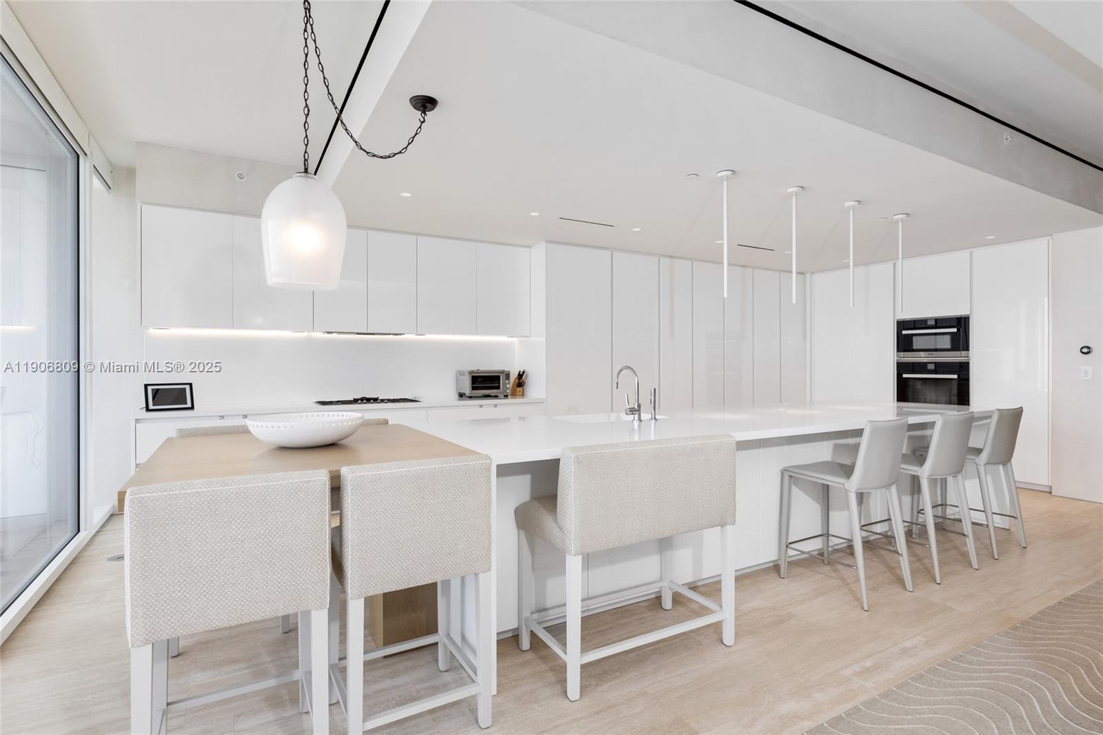 9111 Collins Ave #N421 Surfside, FL 33154