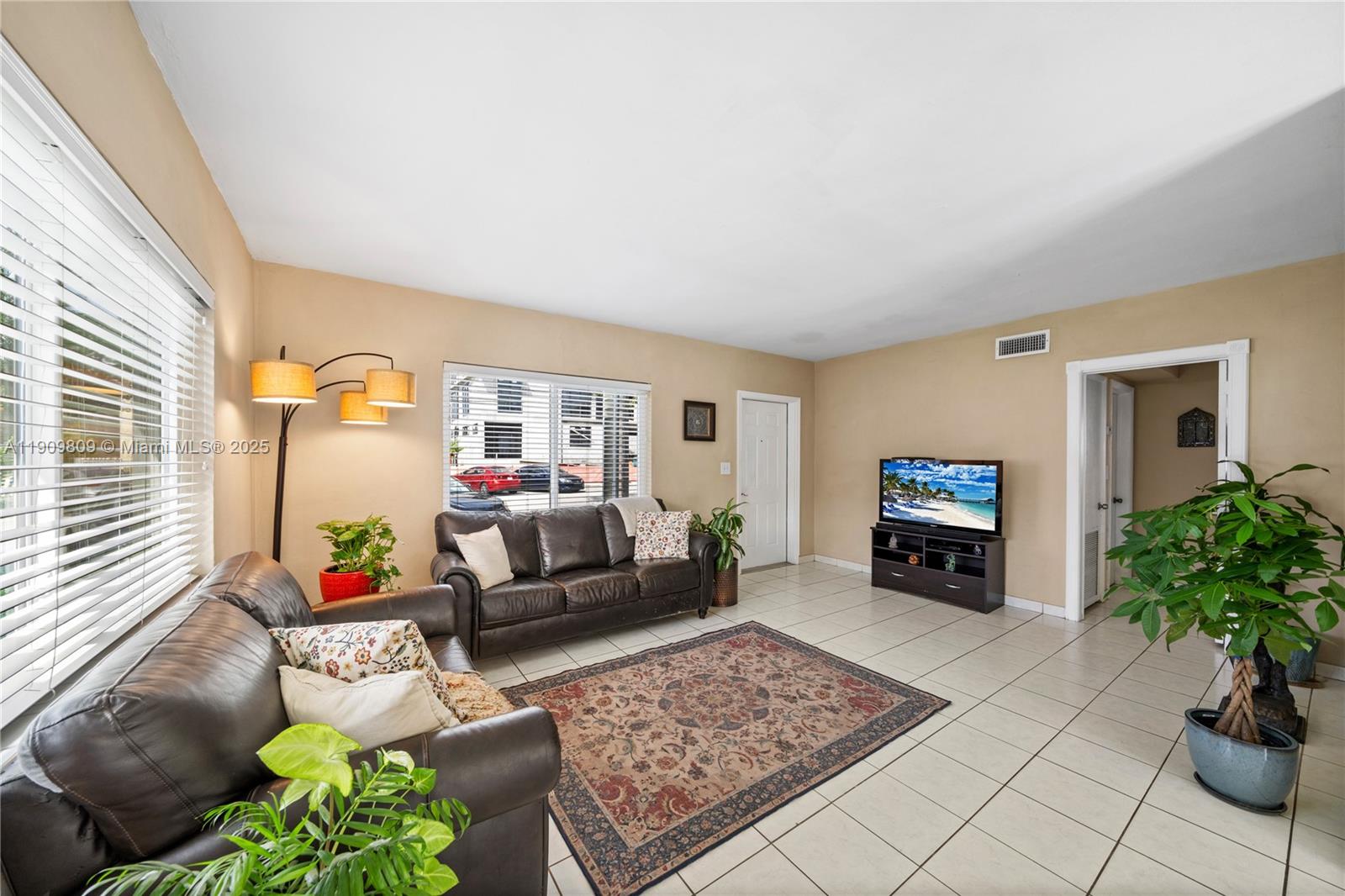 2010 Calais Dr Miami Beach, FL 33141