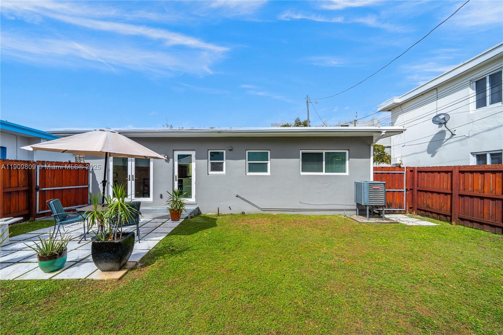 2010 Calais Dr Miami Beach, FL 33141