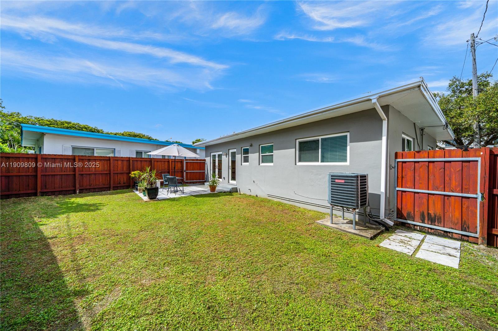 2010 Calais Dr Miami Beach, FL 33141