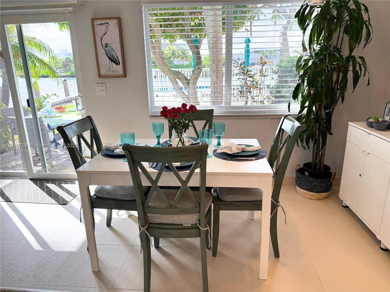 1705 N Riverside Dr #1