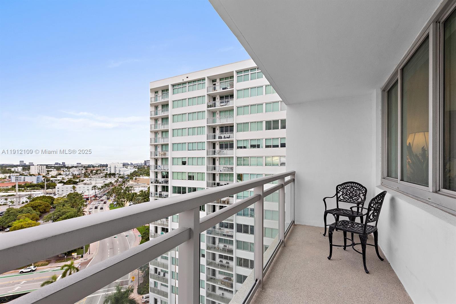 7135 Collins Ave #1425 Miami Beach, FL 33141