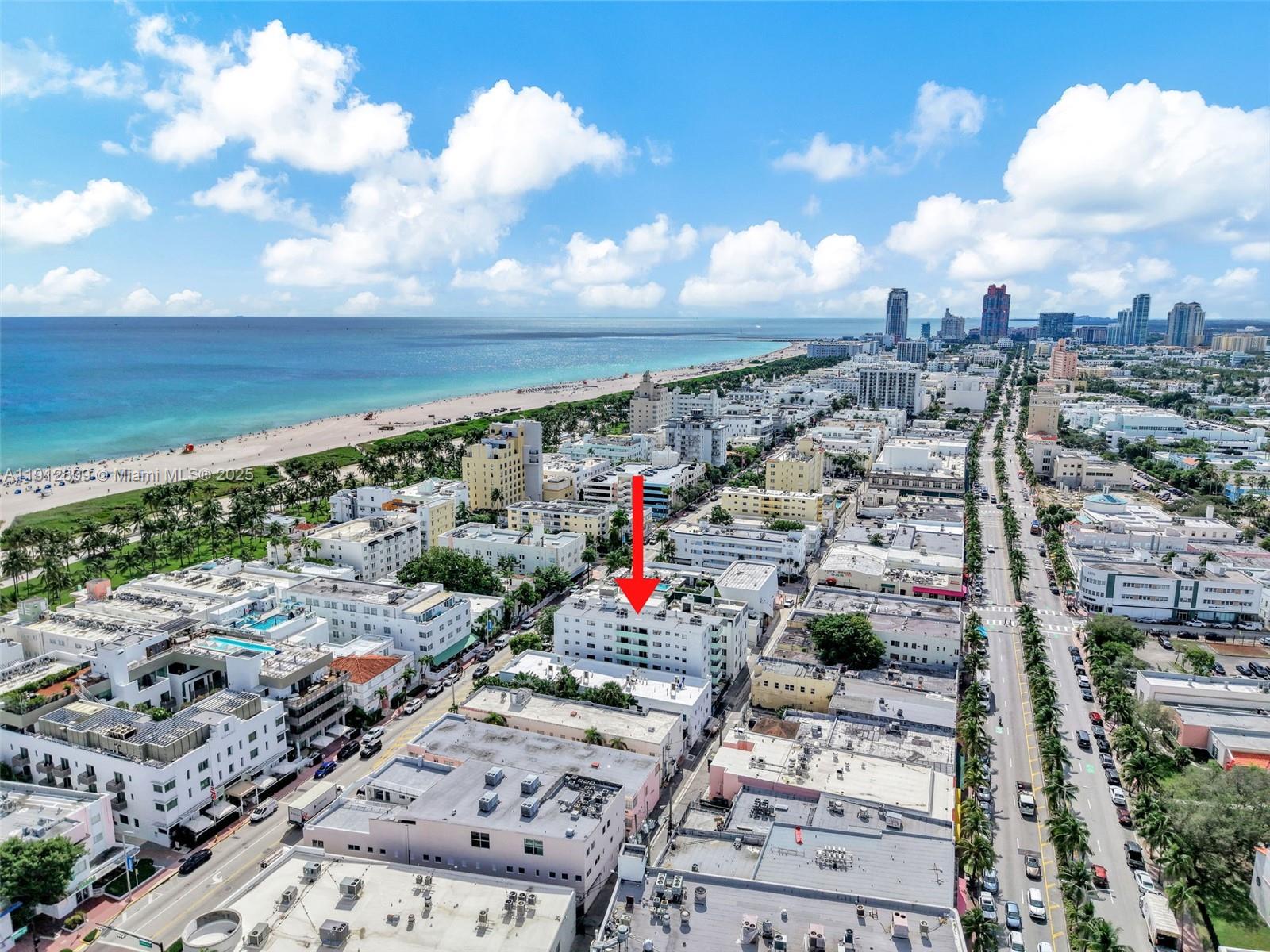 1418 Collins Ave #302 Miami Beach, FL 33139