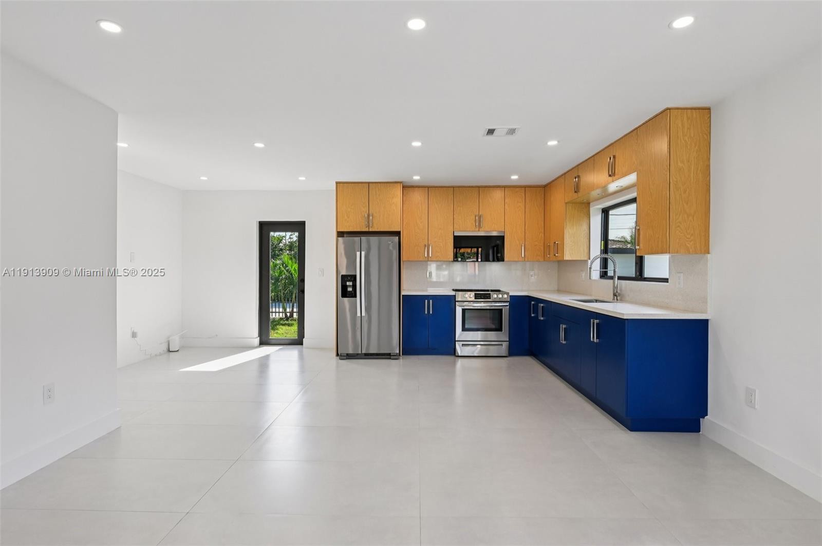 5152 SW 6th St Coral Gables, FL 33134