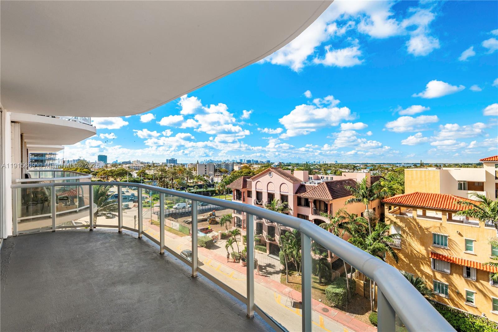 8855 E Collins Ave #6E