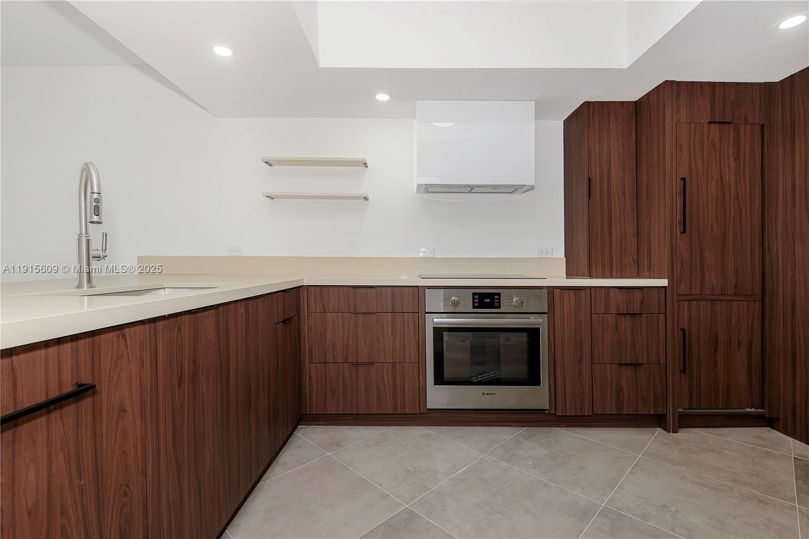 8855 E Collins Ave #6E Surfside, FL 33154