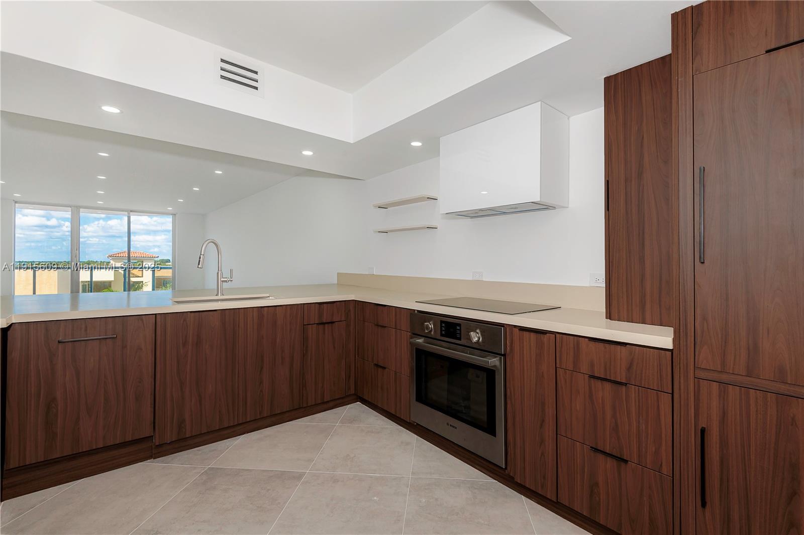 8855 E Collins Ave #6E Surfside, FL 33154