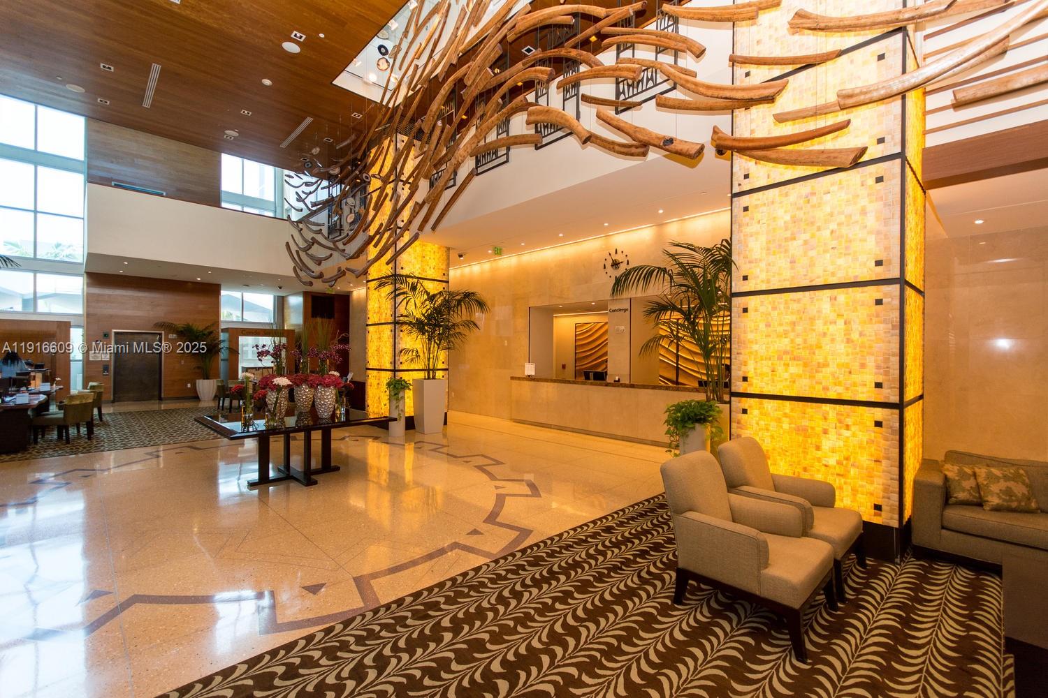 image Central Carillon Beach34