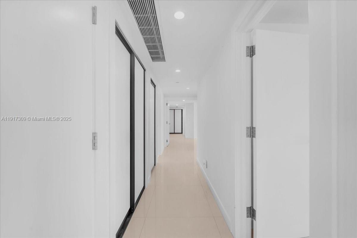 image Bristol Tower Condominium29