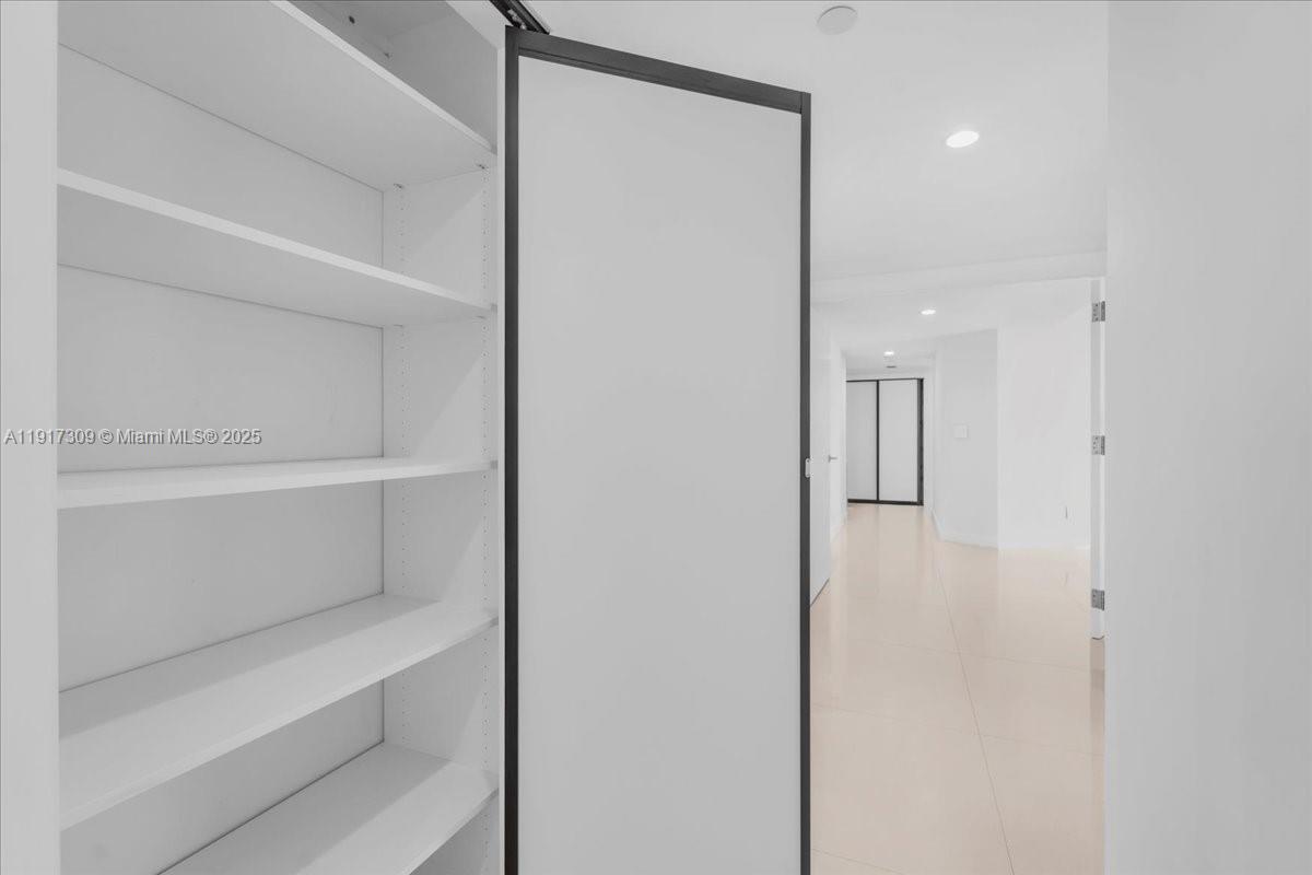 image Bristol Tower Condominium36