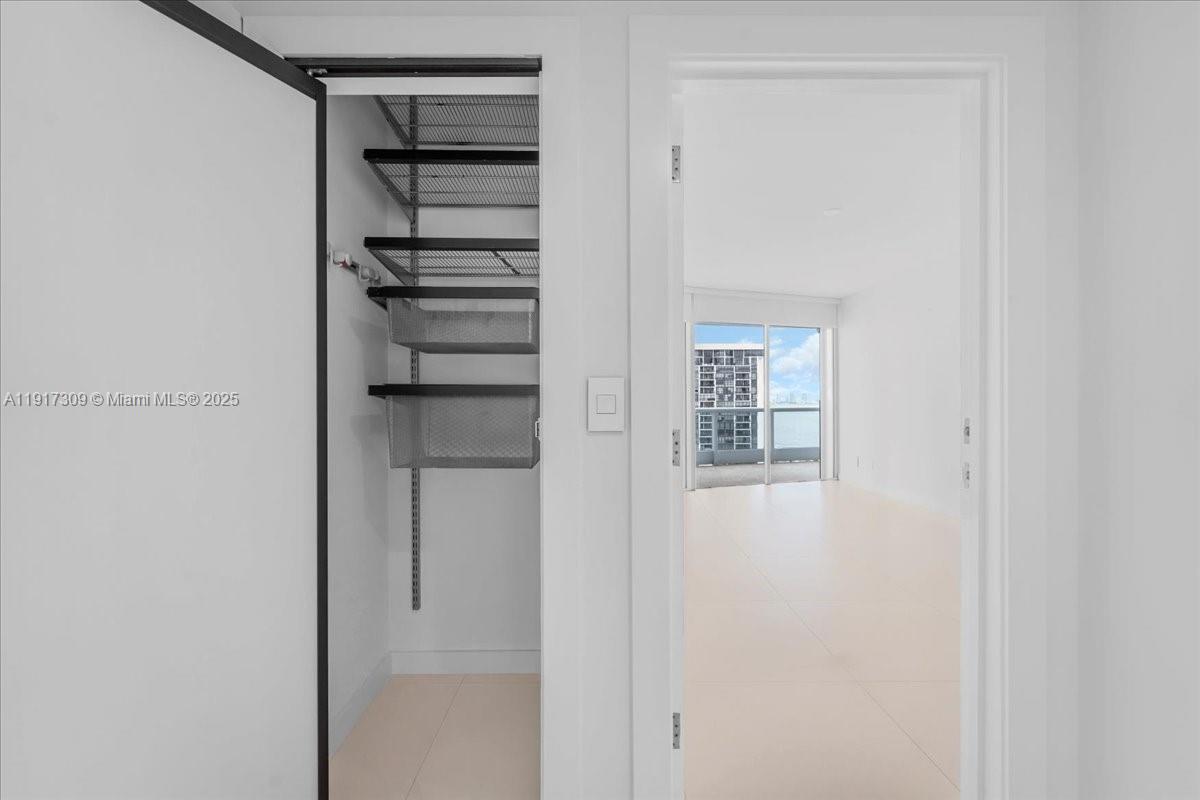 image Bristol Tower Condominium40