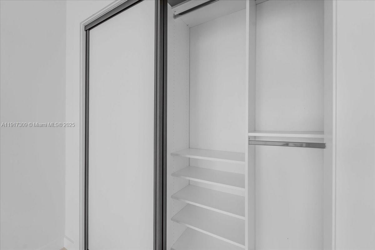 image Bristol Tower Condominium43