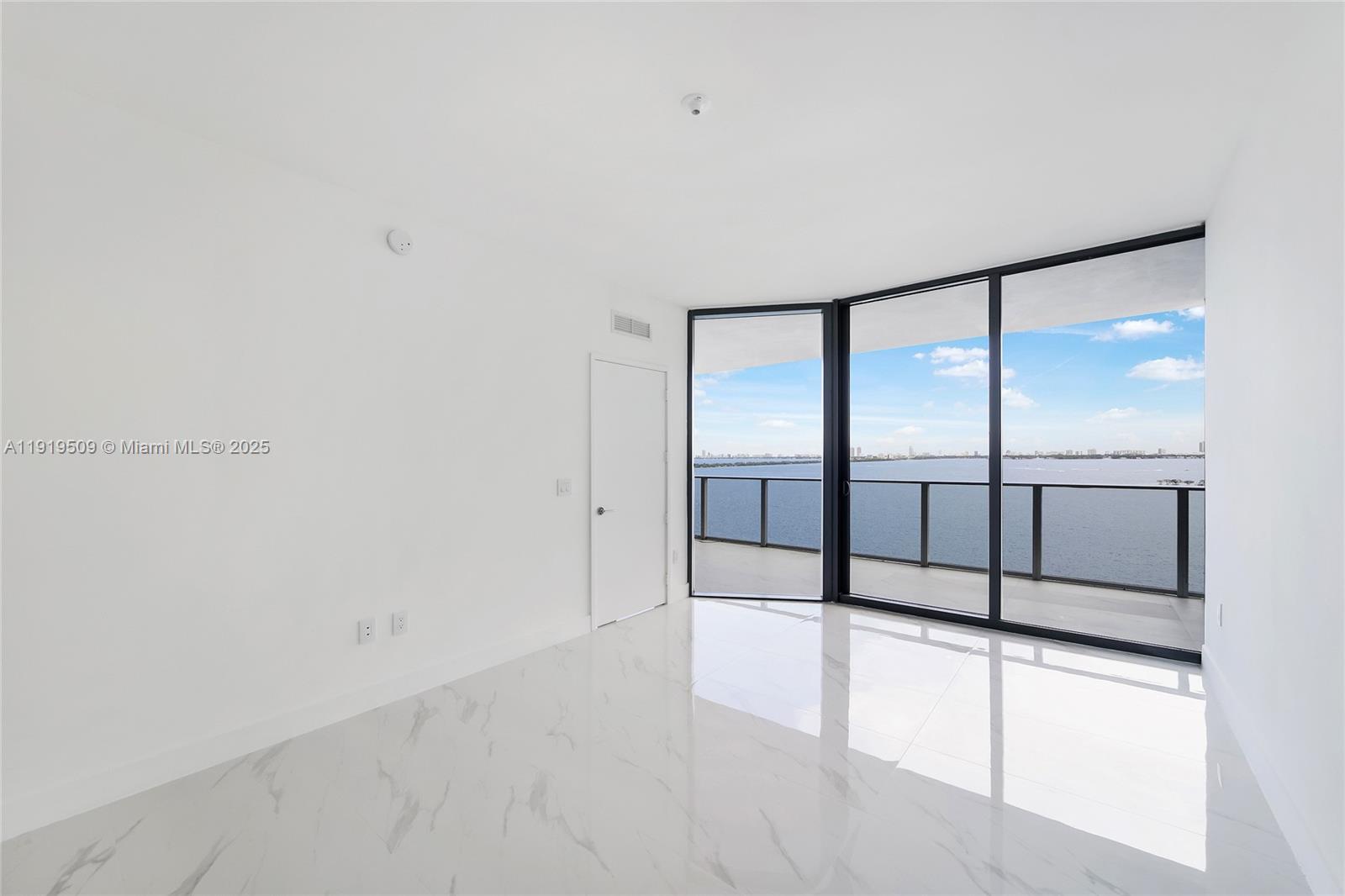 700 NE 24th #1101 Miami, FL 33137