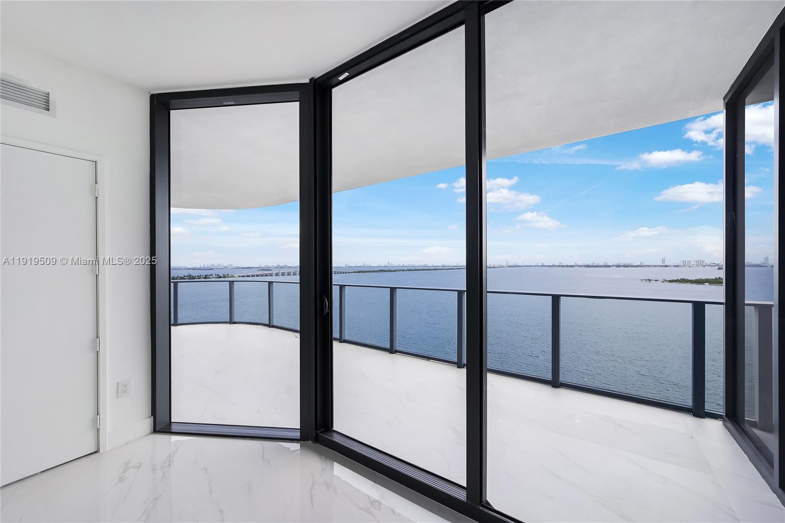 700 NE 24th #1101 Miami, FL 33137