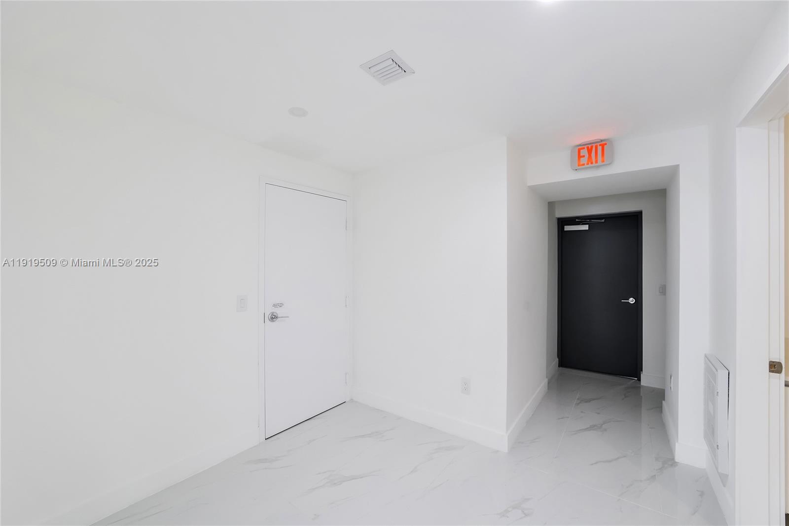 700 NE 24th #1101 Miami, FL 33137