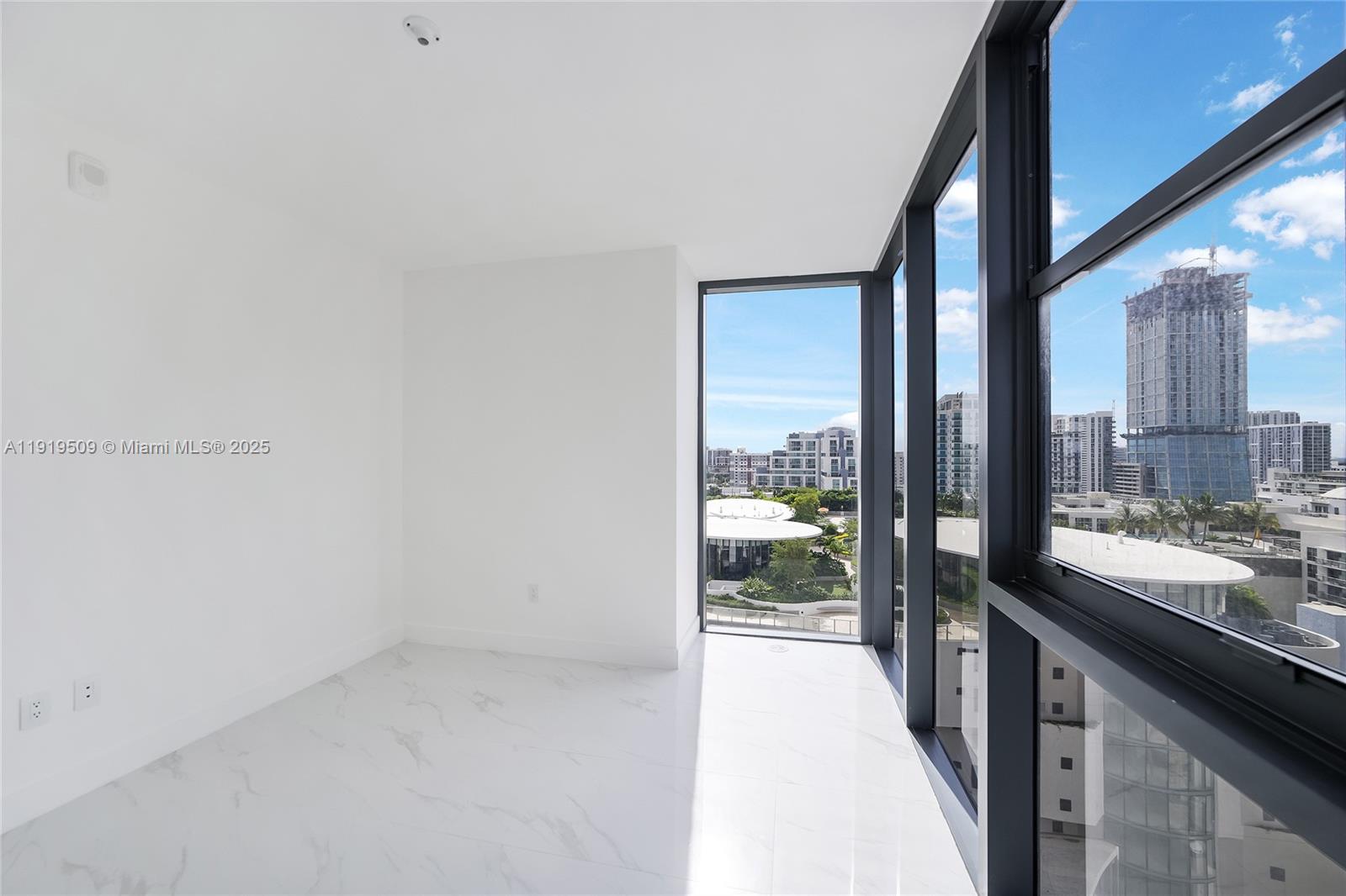 700 NE 24th #1101 Miami, FL 33137
