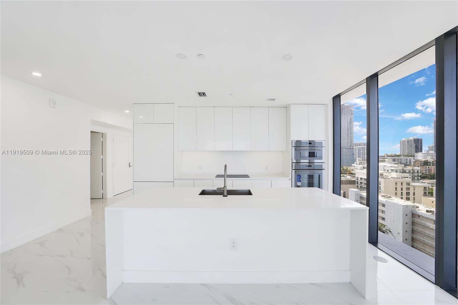 700 NE 24th #1101 Miami, FL 33137