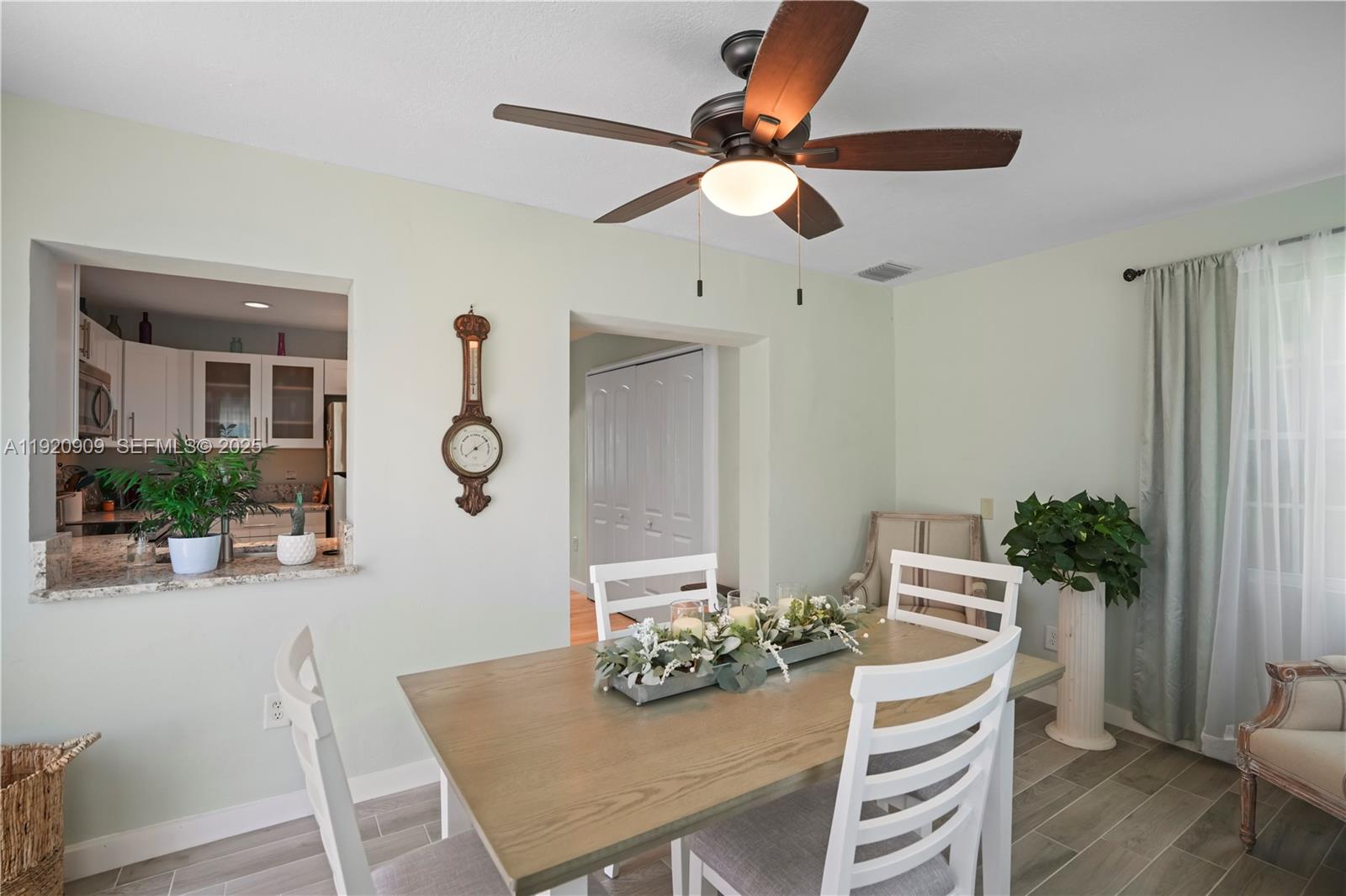 142 NW 10th Ct Boynton Beach, FL 33426