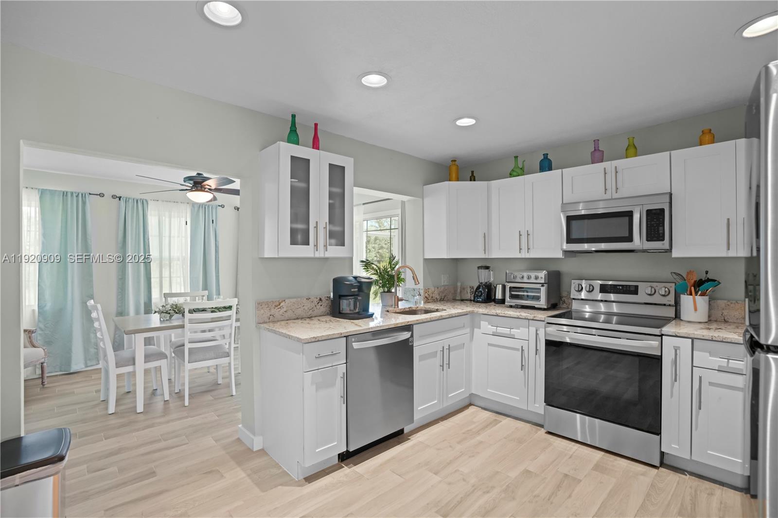 142 NW 10th Ct Boynton Beach, FL 33426