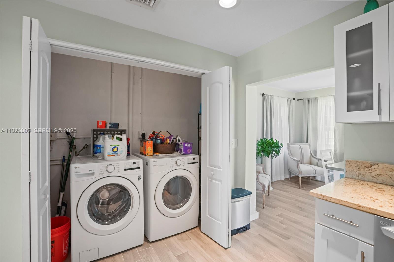 142 NW 10th Ct Boynton Beach, FL 33426