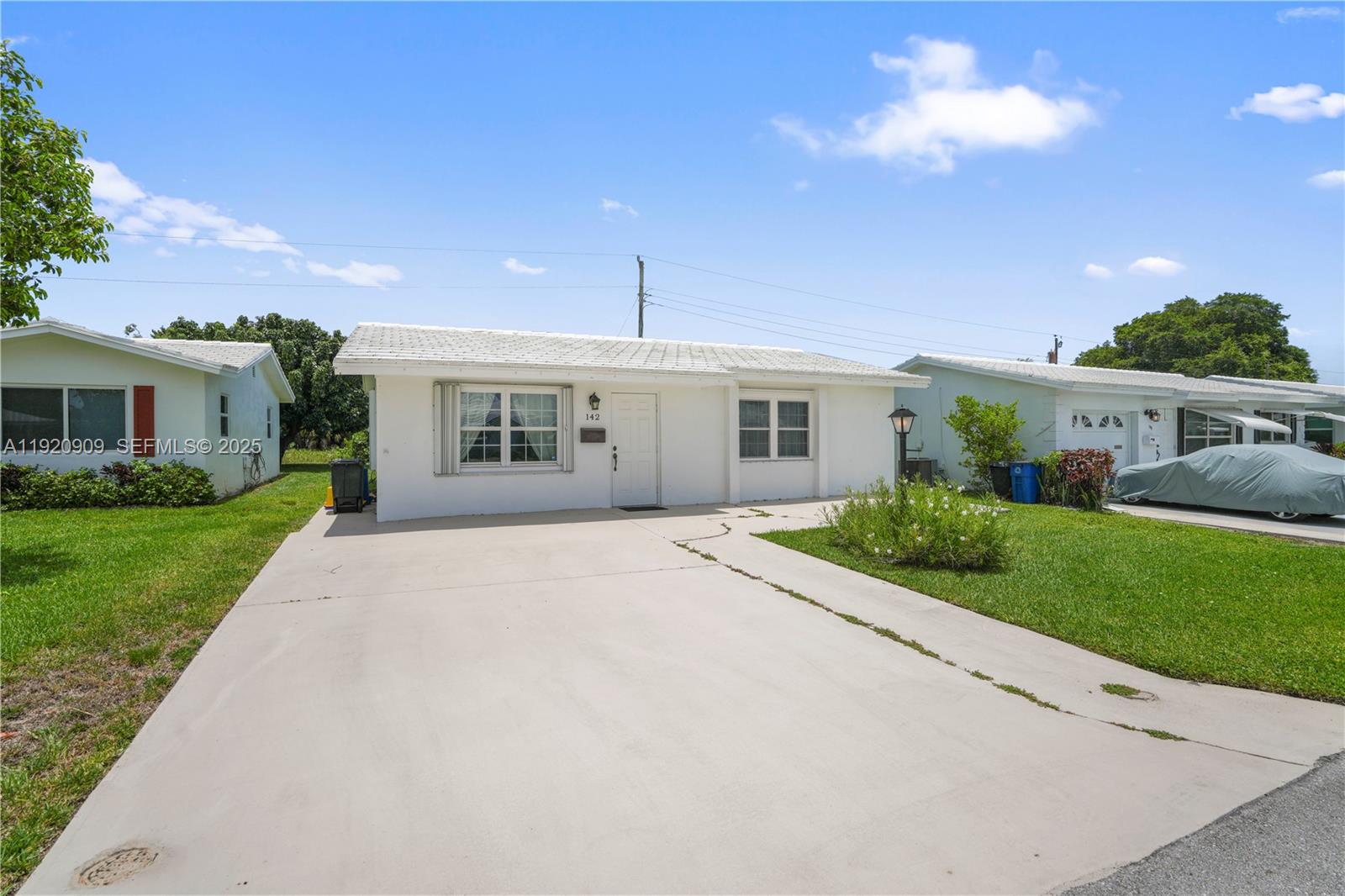 142 NW 10th Ct Boynton Beach, FL 33426