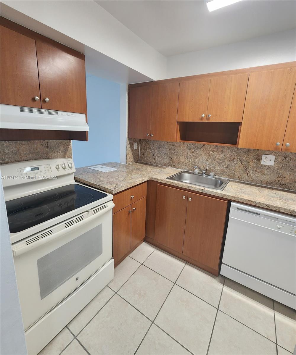 11150 SW 196th St #D210