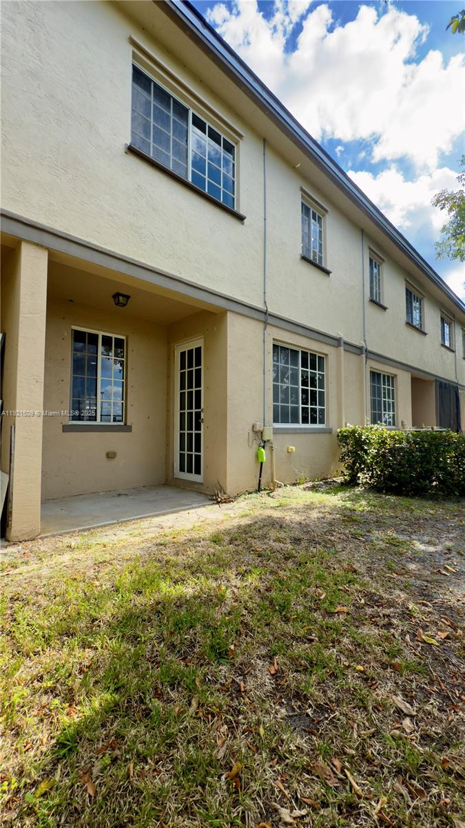 1109 Lucaya Dr Riviera Beach, FL 33404