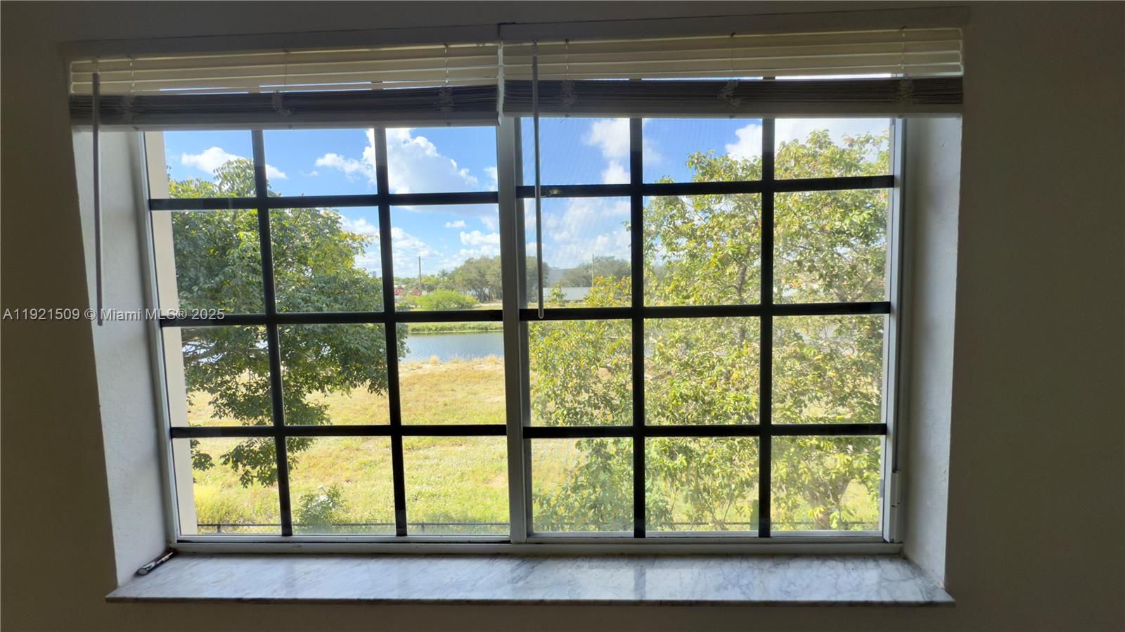 1109 Lucaya Dr Riviera Beach, FL 33404