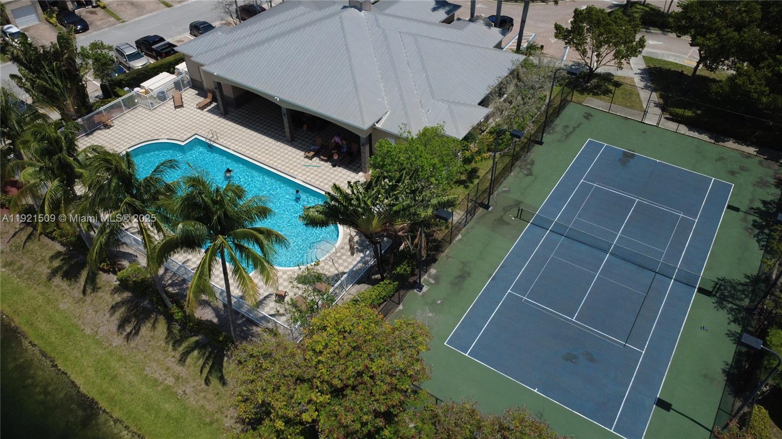 1109 Lucaya Dr Riviera Beach, FL 33404