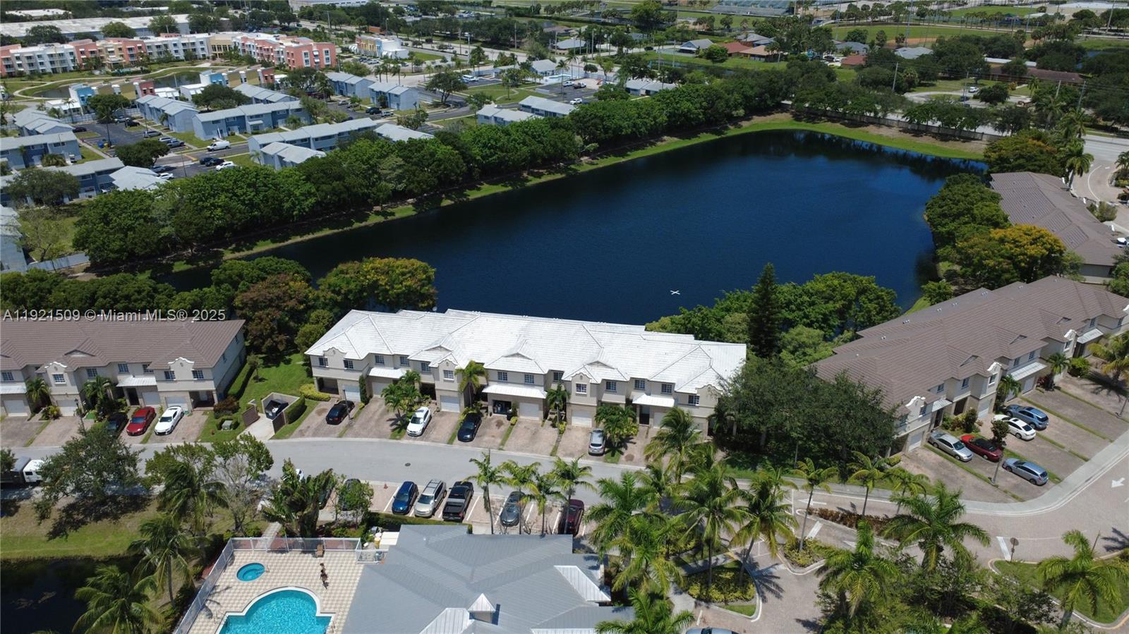 1109 Lucaya Dr Riviera Beach, FL 33404