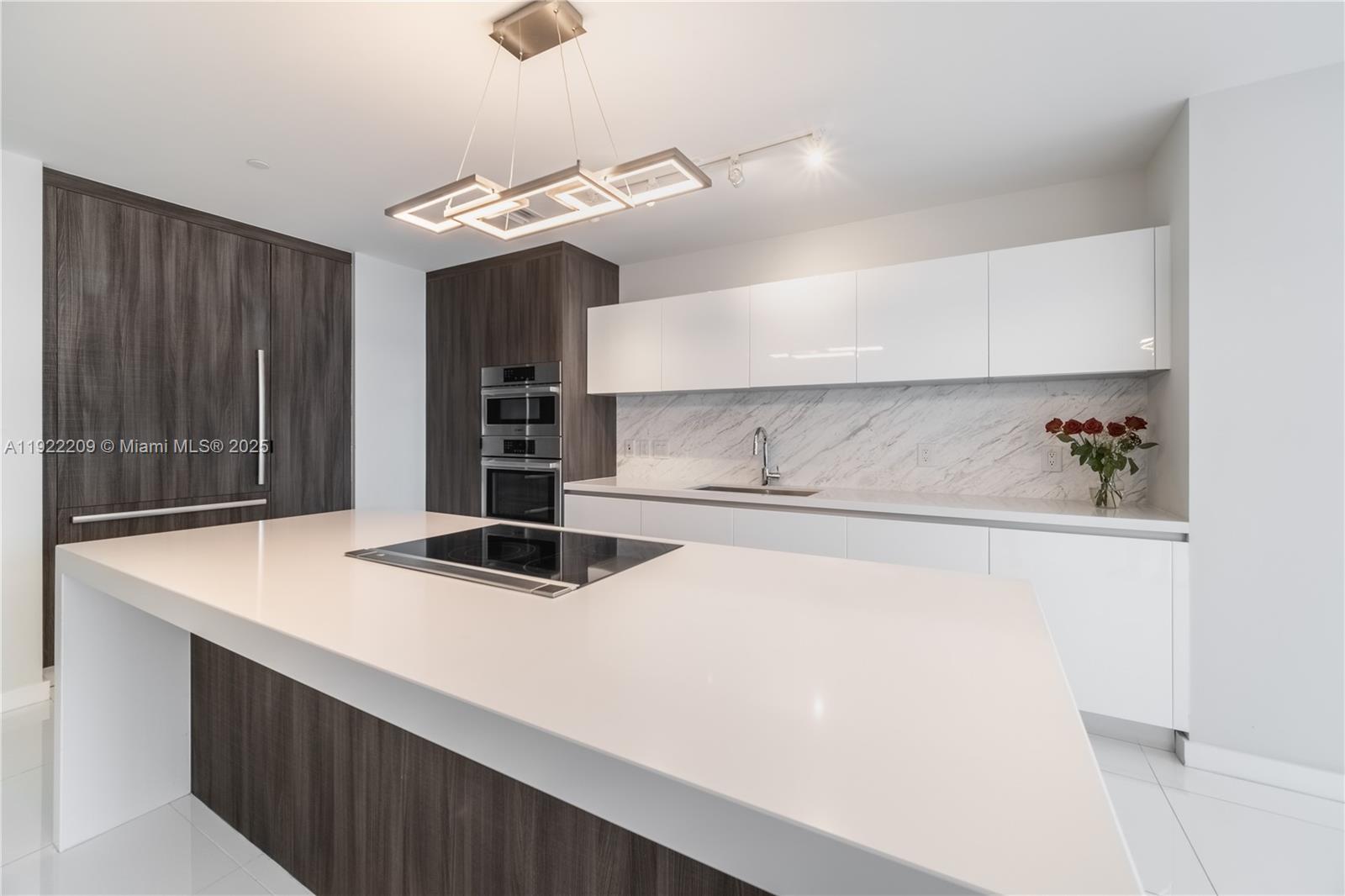 851 NE 1st Ave #3911