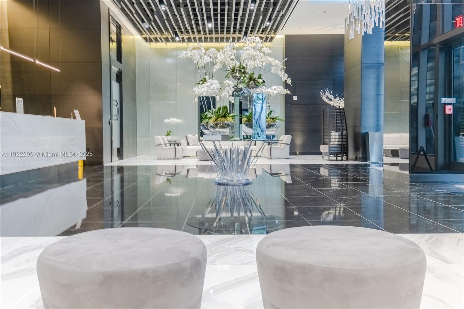 851 NE 1st Ave #3911 Miami, FL 33132