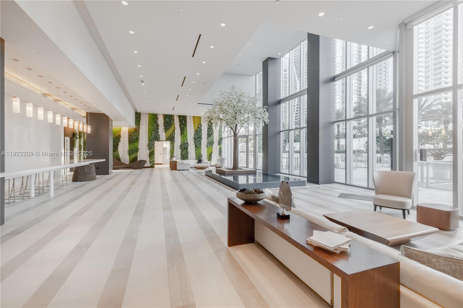 851 NE 1st Ave #3911 Miami, FL 33132