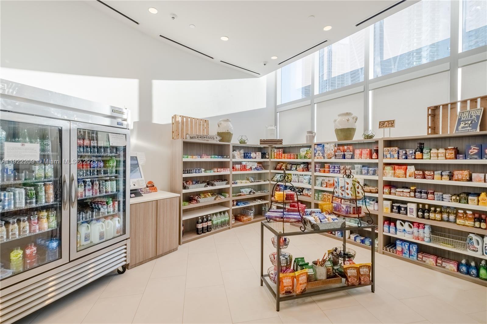 851 NE 1st Ave #3911 Miami, FL 33132