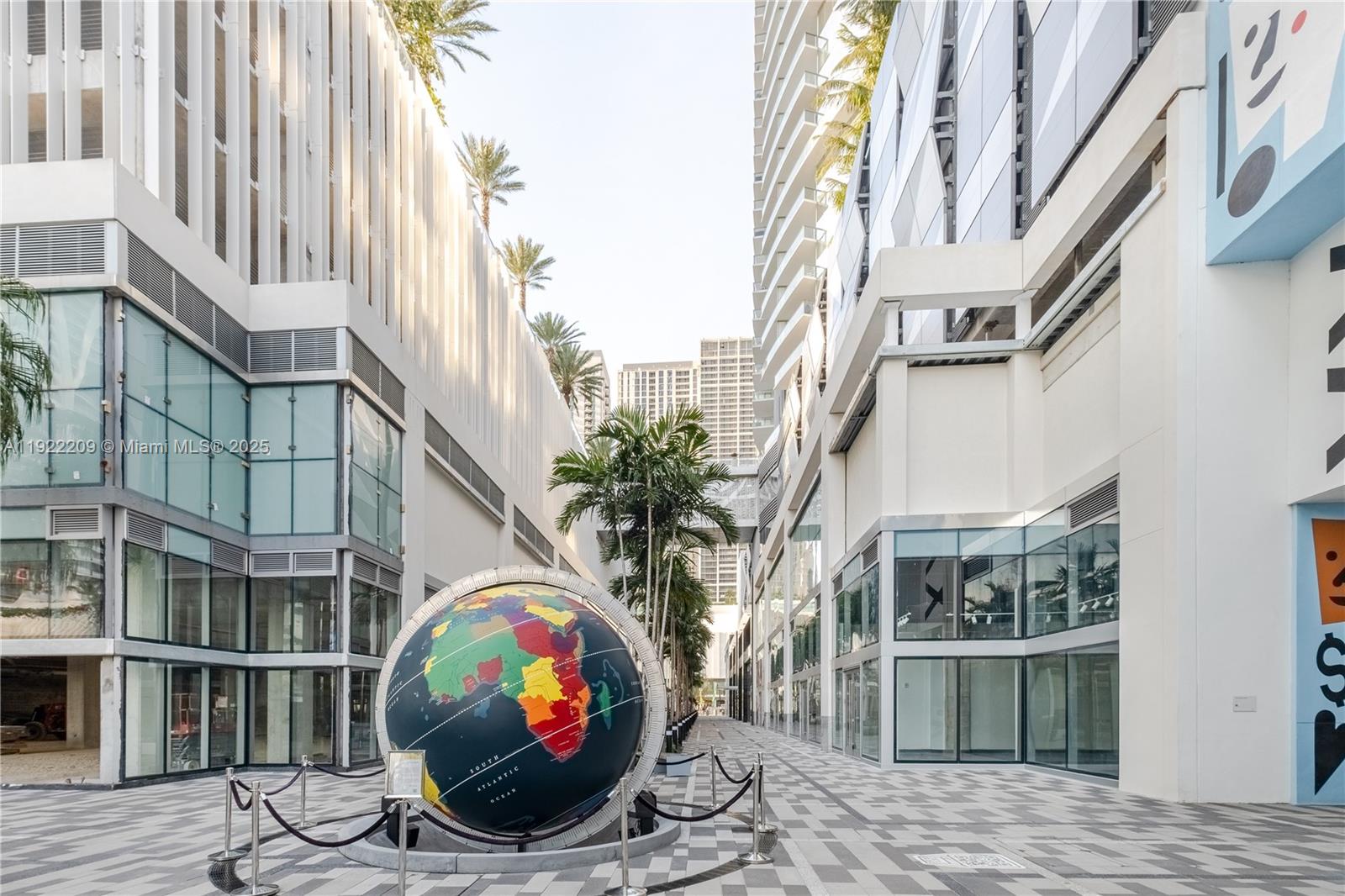 851 NE 1st Ave #3911 Miami, FL 33132