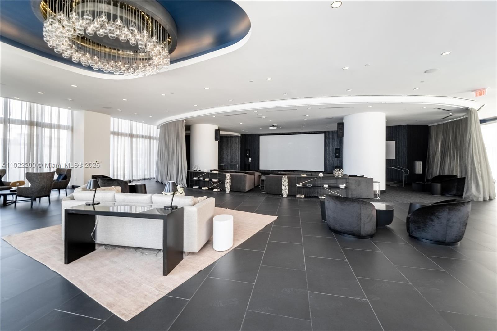 851 NE 1st Ave #3911 Miami, FL 33132