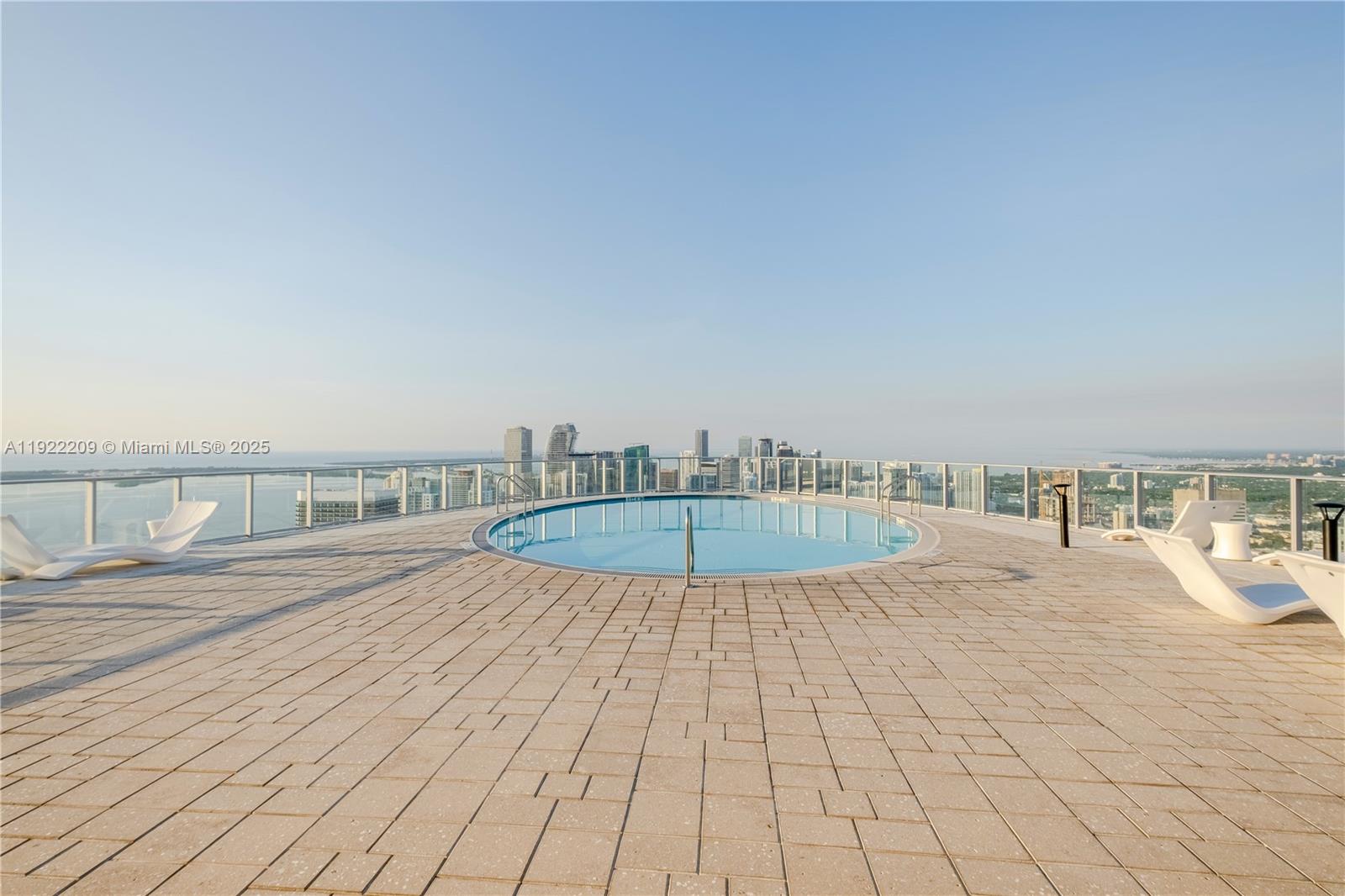 851 NE 1st Ave #3911 Miami, FL 33132