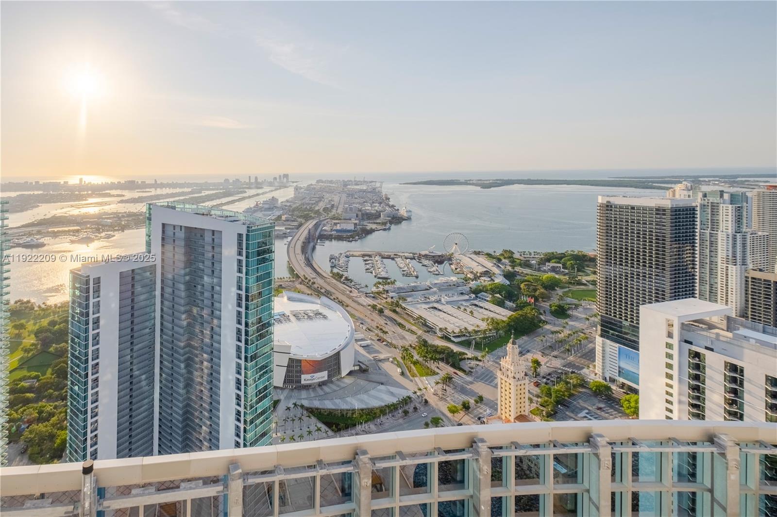 851 NE 1st Ave #3911 Miami, FL 33132