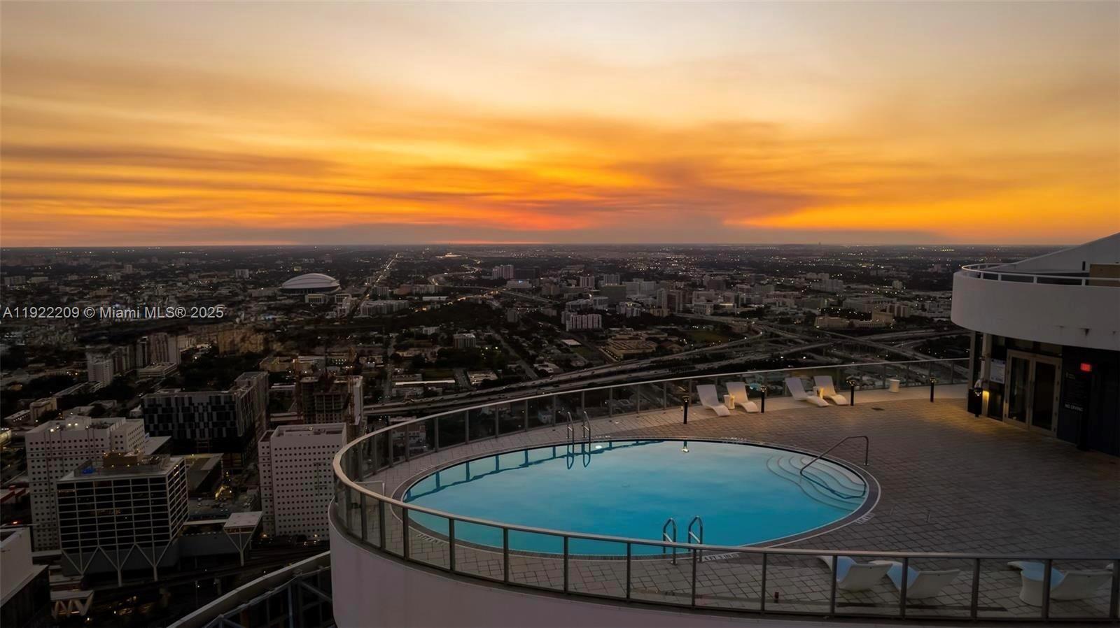 851 NE 1st Ave #3911 Miami, FL 33132